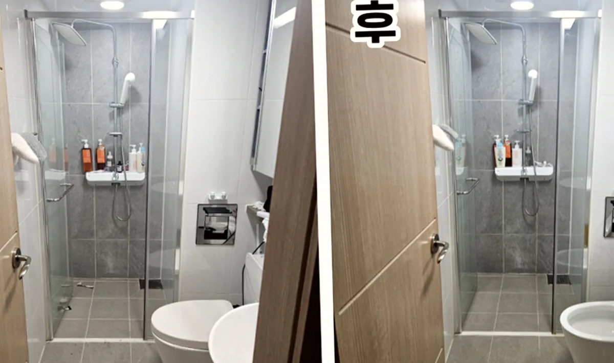 욕실 정리 전후 — 샤워부스 바닥 얼룩을 닦아 낸 모습